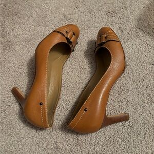 Banana Republic Cognac Tan Leather Heels buckle 7.5